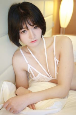 国产免费黄色视频_十万网红美女美酱